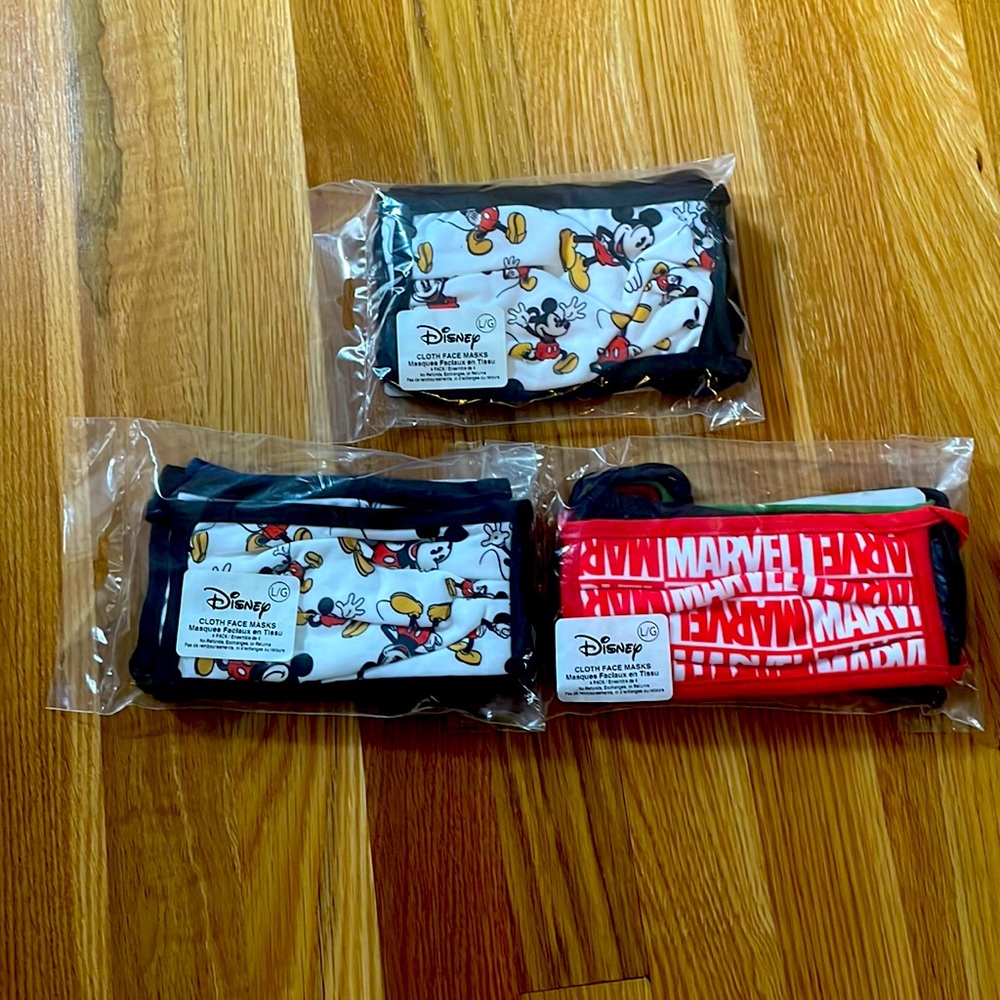 NWT bundle of Disney mask